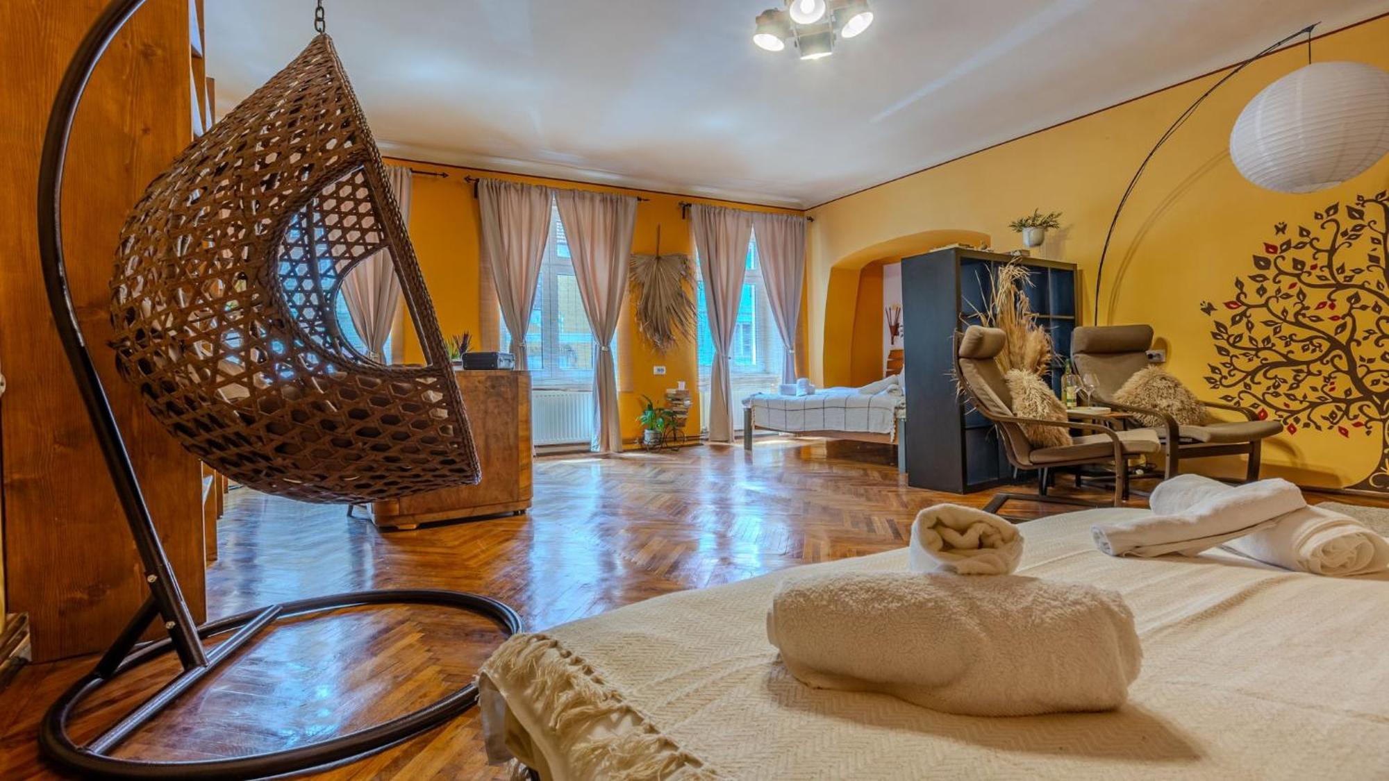Tree House-Old Town Brasov 아파트 외부 사진